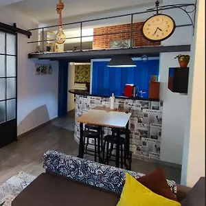 Loft Center+free Parking Apartment