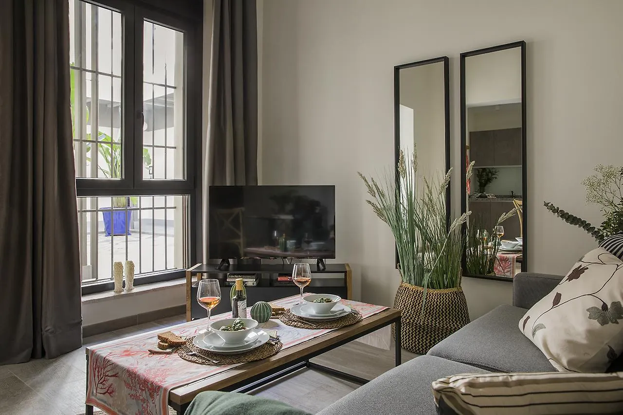 Matahacas Pool & Luxury Apartment Seville
